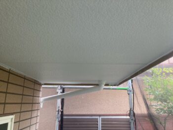 鎌倉市W様邸軒天塗装施工前