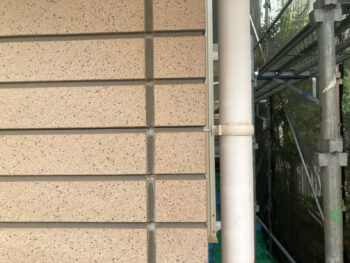 鎌倉市W様邸シーリング打ち換え施工前