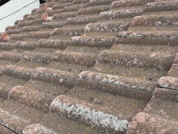 鎌倉市W様邸ファインパーフェクトベスト屋根塗装施工前画像