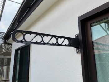 横浜市南区W様邸洗濯金物塗装施工前