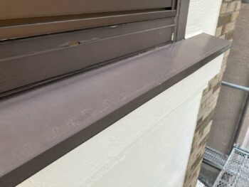 横浜市南区W様邸霧除け庇塗装施工前