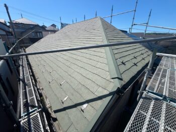 横浜市磯子区K様邸屋根カバー工法施工前