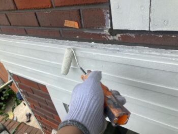 横浜市栄区W様邸幕板塗装上塗り1回目