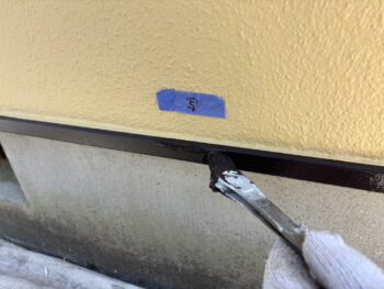 横浜市栄区I様邸水切り塗装上塗り2回目