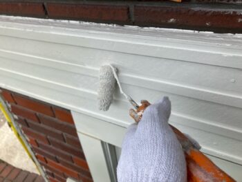 横浜市栄区W様邸幕板塗装上塗り2回目