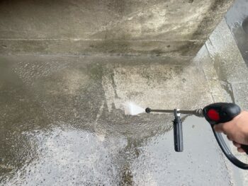 横浜市栄区I様邸グランセラトップ1液水性外壁塗装前高圧洗浄作業