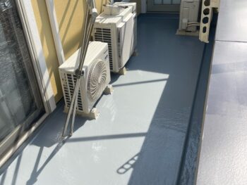 横浜市栄区I様邸FRP防水保護塗装施工事例