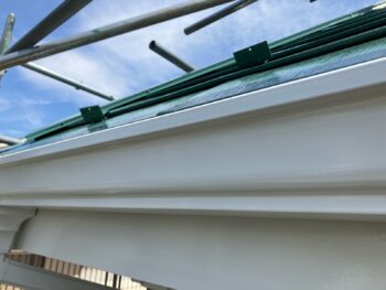 横浜市栄区W様邸軒樋塗装施工後