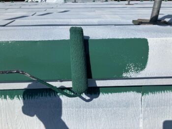 横浜市栄区W様邸棟板金塗上塗り1回目