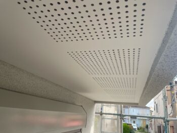 横浜市金沢区T様邸軒天換気口塗装施工後