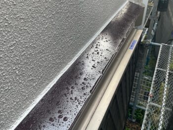 横浜市金沢区T様邸霧除け庇塗装施工後