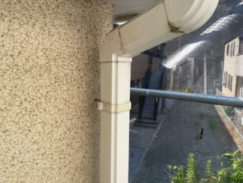 横浜市金沢区T様邸竪樋塗装施工前