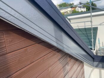 横浜市金沢区Y様邸破風塗装施工後