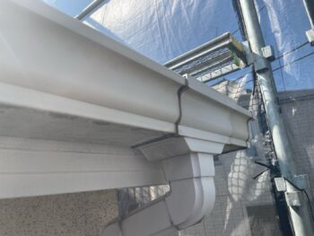 横浜市金沢区Y様邸軒樋塗装施工前