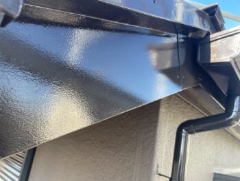 横浜市西区A様邸破風塗装施工後