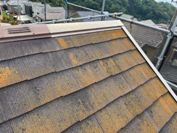 横浜市金沢区S様邸グランセラベスト2液ファイン屋根塗装施工前