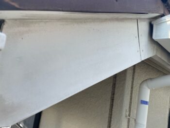 横浜市西区A様邸破風塗装施工前