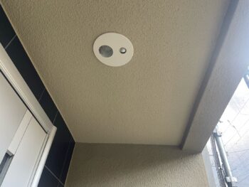 横浜市戸塚区I様邸軒天塗装施工後