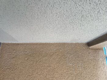 横浜市戸塚区I様邸軒天塗装施工前