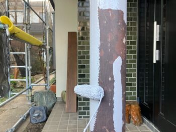 横浜市栄区K様邸玄関支柱錆止め塗装