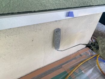 横浜市栄区I様邸基礎塗装下塗り