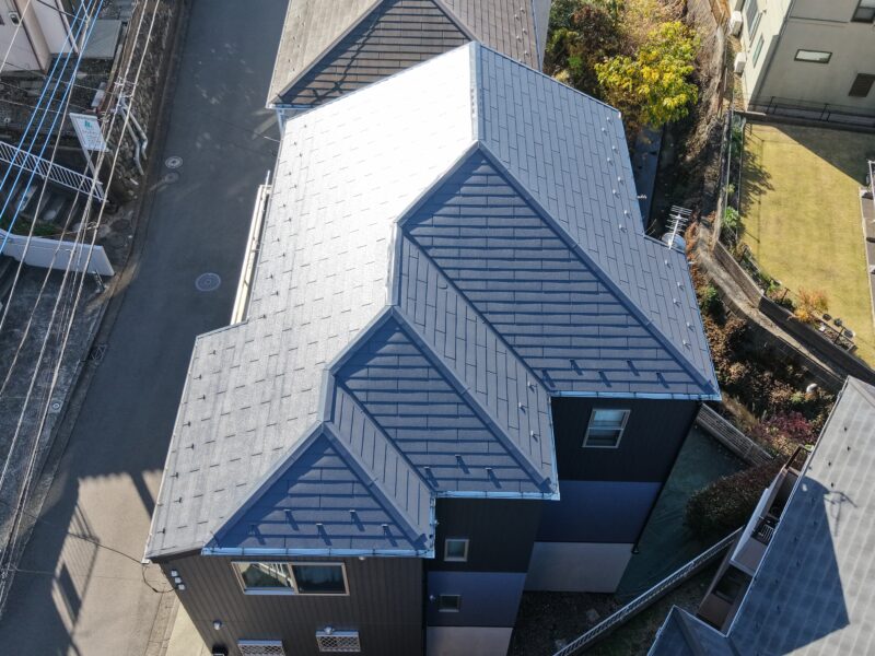 横浜市旭区F様邸グランセラベスト2液ファイン屋根塗装施工後