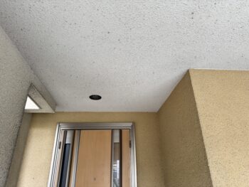 横浜市栄区I様邸軒天塗装施工前