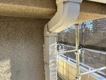 横浜市栄区I様邸竪樋塗装施工前