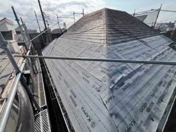 横浜市鶴見区S様邸スーパーガルテクト屋根カバー工法防水シート