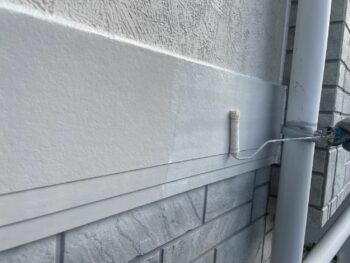 横浜市戸塚区M様邸幕板塗装下塗り