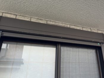 横浜市戸塚区M様邸シャッターボックス塗装施工前