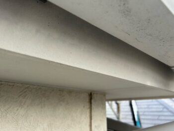 横浜市戸塚区M様邸破風塗装施工前