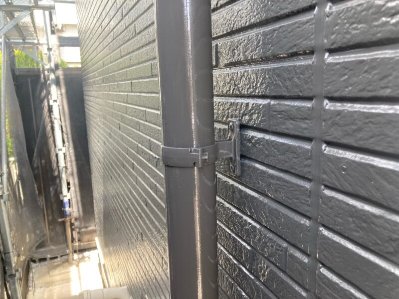横浜市磯子区M様邸水性シリコンベスト屋根塗装施工後