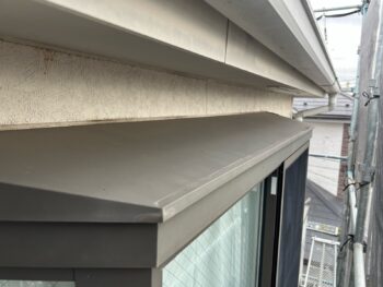 横浜市戸塚区M様邸出窓天端塗装施工前