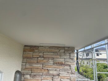 横浜市栄区W様邸軒天塗装施工後