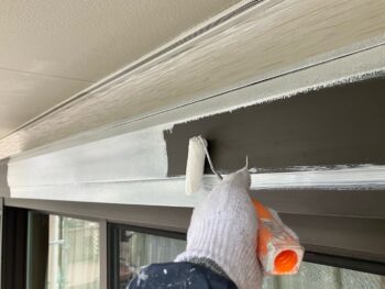 横浜市保土ヶ谷区D様邸シャッターボックス錆止め塗装
