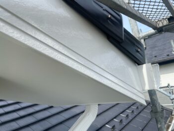 横浜市栄区W様邸破風塗装施工後