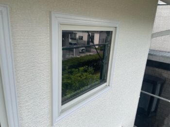 横浜市栄区W様邸化粧枠塗装施工後
