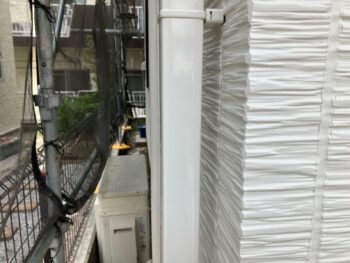 横浜市保土ヶ谷区D様邸竪樋塗装施工後