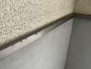 横浜市港南区H様邸水切り塗装施工前