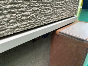 横浜市栄区W様邸水切り塗装施工前