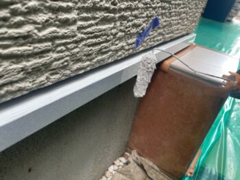 横浜市栄区W様邸水切り塗装上塗り1回目