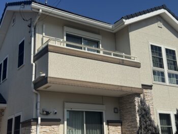 横浜市栄区W様邸ファインパーフェクトトップSi外壁塗装施工前