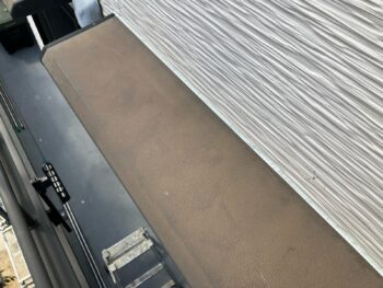 横浜市保土ヶ谷区D様邸霧除け庇塗装施工前