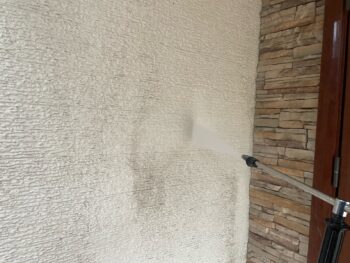 横浜市栄区様邸パーフェクトトップsI外壁塗装前高圧洗浄