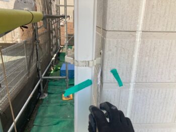 横浜市緑区N様邸竪樋支柱金物錆止め塗装